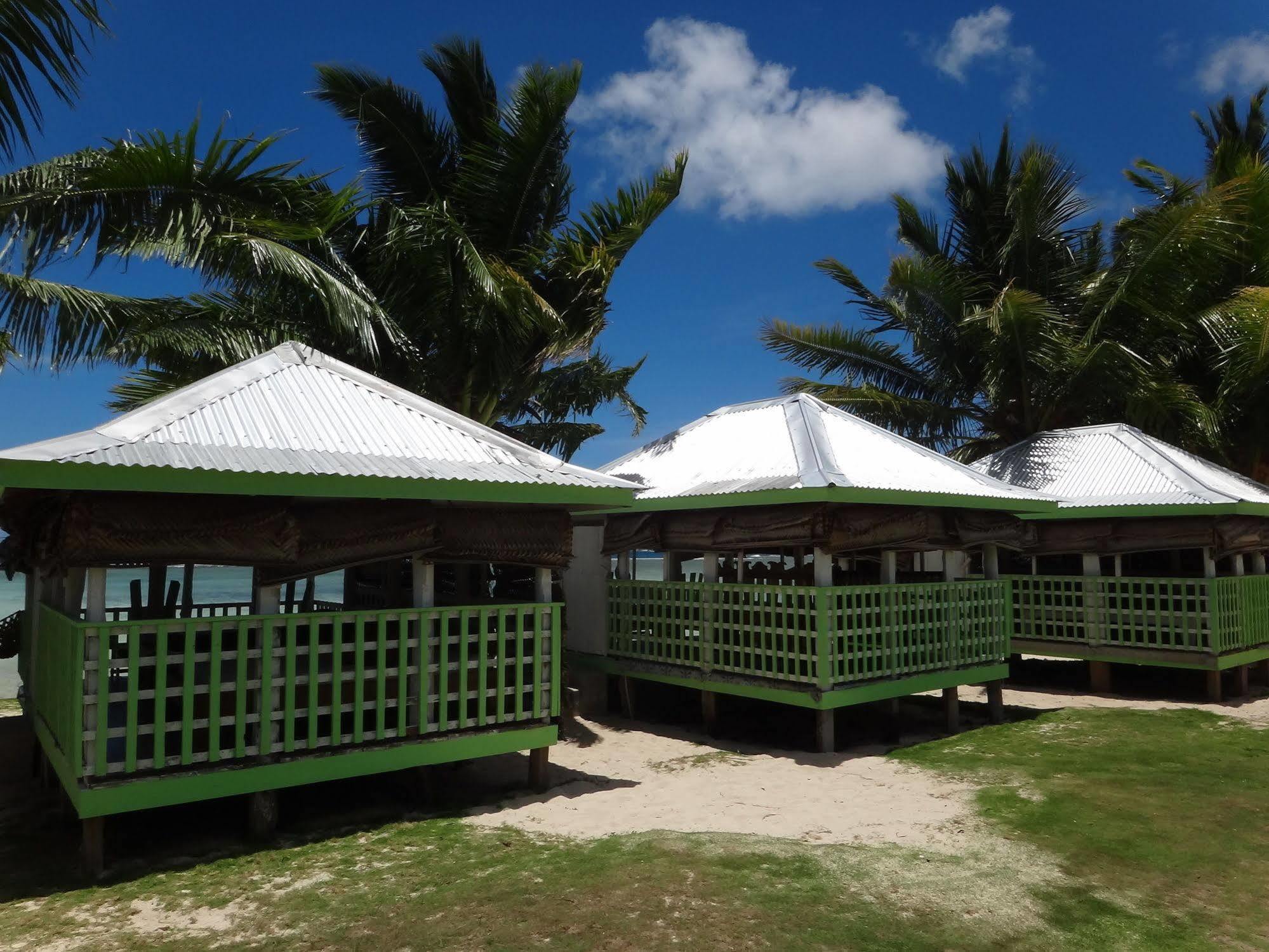 Tailua Beach Fales Manase Exterior foto
