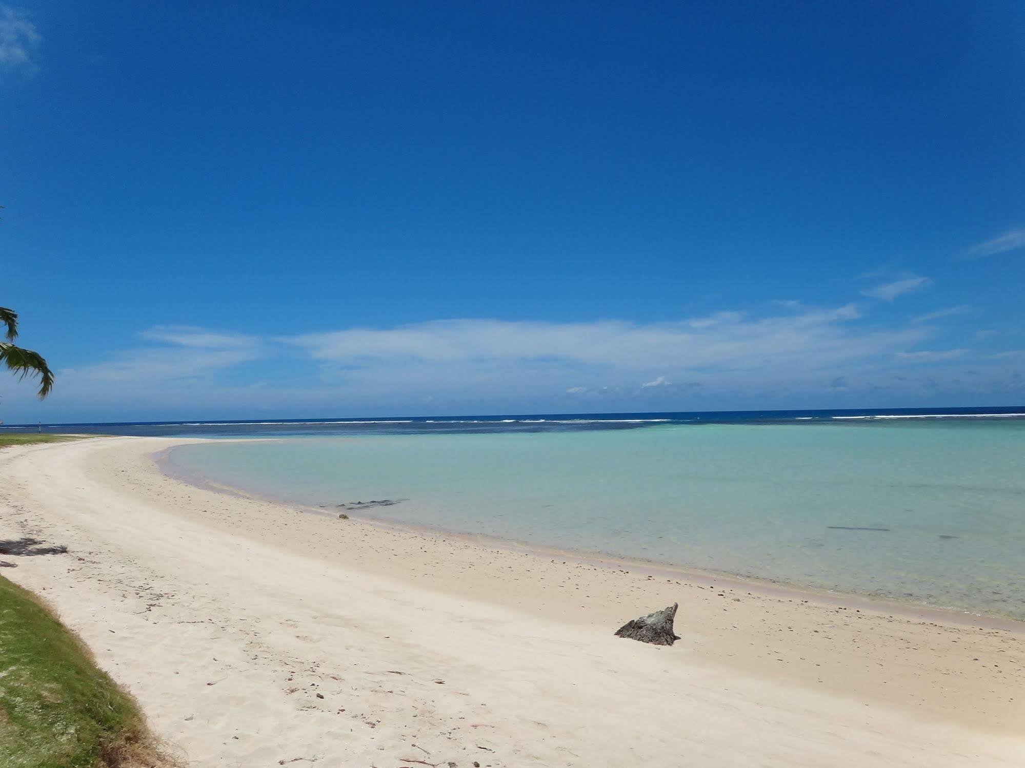 Tailua Beach Fales Manase Exterior foto